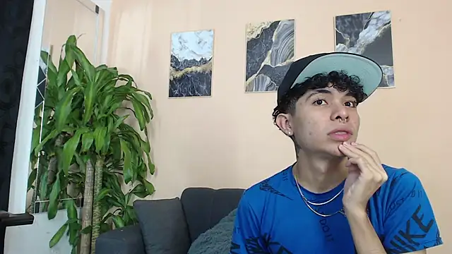 DesiresOfOlympus  online show from 03-23-26, 07:36