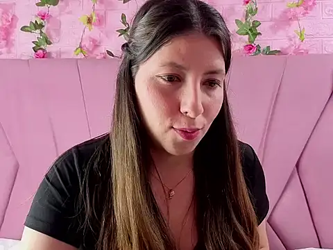 EmberCooper  online show from 02-12-26, 01:05