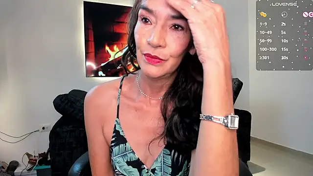 Emma Mendozaa online show from 07-20-26, 11:23