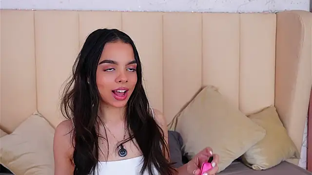 BambiRoses online show from 03-30-26, 04:58