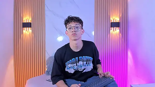 Christopher Hunter online show from 02-20-26, 07:49