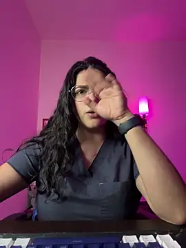 Snapshot of Ales_Kitten_Live chatting on 02-20-26, 08:11 Ales Kitten Live online show from 02-20-26, 08:11