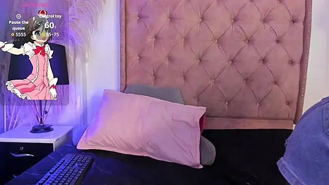 Snapshot of Lia_Passion chatting on 06-12-26, 09:23 Lia Passion online show from 06-12-26, 09:23