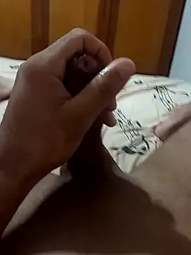 pistoludo21 online show from 02-04-26, 08:04