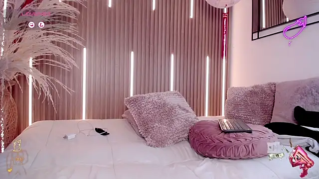 Snapshot of David_Banks_ chatting on 03-31-26, 01:35 David Banks online show from 03-31-26, 01:35