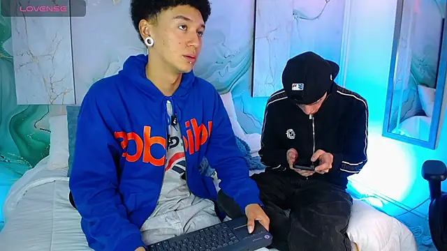 Snapshot of David_Banks_ chatting on 03-23-26, 12:38 David Banks online show from 03-23-26, 12:38