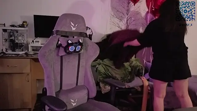 Snapshot of Holy_Kveta chatting on 02-20-26, 02:52 Holy Kveta online show from 02-20-26, 02:52