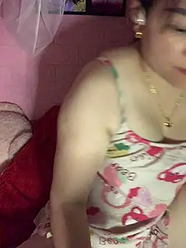 Star-sweet01 online show from 04-13-26, 05:00