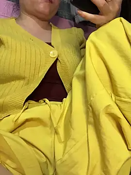 Star-sweet01 online show from 03-17-26, 08:17