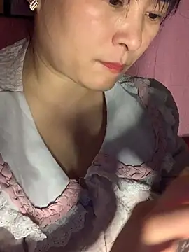 Snapshot of Star-sweet01 chatting on 02-24-26, 12:50 Star-sweet01 online show from 02-24-26, 12:50