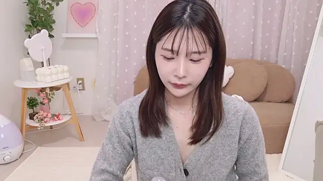  MIYUnya online show from 03-17-26, 10:07