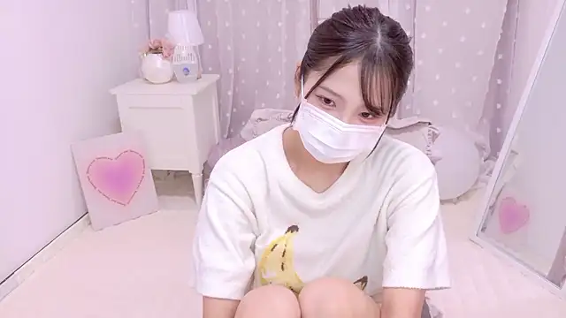 Snapshot of _MIYUnya chatting on 02-11-26, 10:04 MIYUnya online show from 02-11-26, 10:04