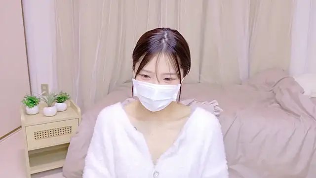 Snapshot of _MIYUnya chatting on 02-08-26, 12:58 MIYUnya online show from 02-08-26, 12:58