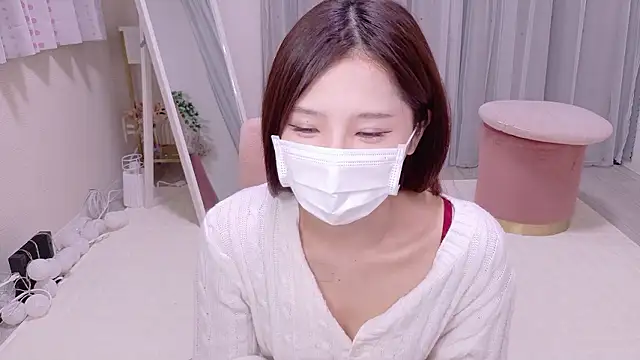 Snapshot of _MIYUnya chatting on 03-01-26, 10:04 MIYUnya online show from 03-01-26, 10:04