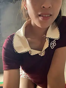 Snapshot of 2b-xx chatting on 05-04-26, 02:26 2b-xx online show from 05-04-26, 02:26