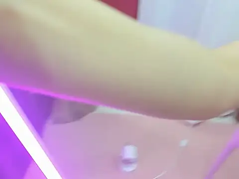 Ella nora online show from 02-07-26, 06:10