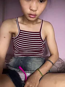 siting00 online show from 04-22-26, 02:02