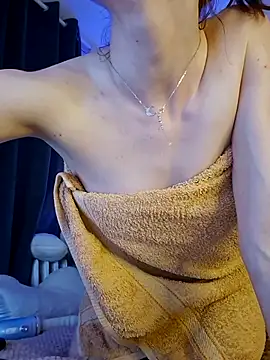 -BabyBella- online show from 04-15-26, 07:58