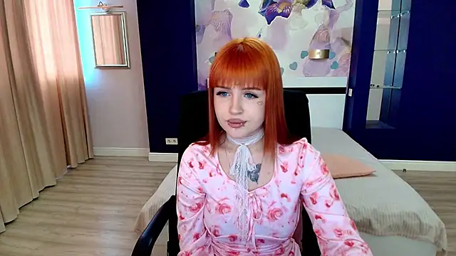 LuxSiren online show from 04-03-26, 06:20