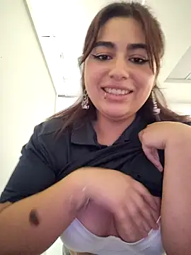 Snapshot of gissgirlll chatting on 02-06-26, 04:41 gissgirlll online show from 02-06-26, 04:41