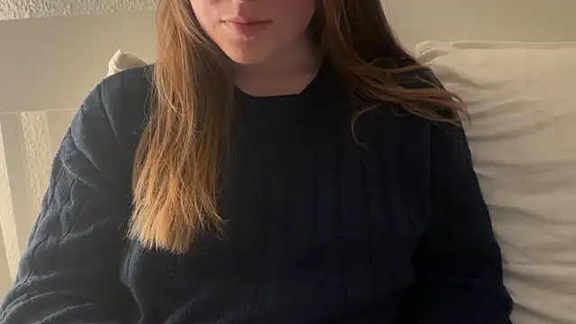 Lucyschickt online show from 03-04-26, 06:04