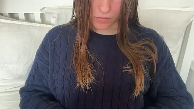 Lucyschickt online show from 03-11-26, 08:52