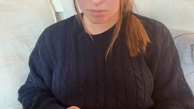 Lucyschickt online show from 04-15-26, 05:17