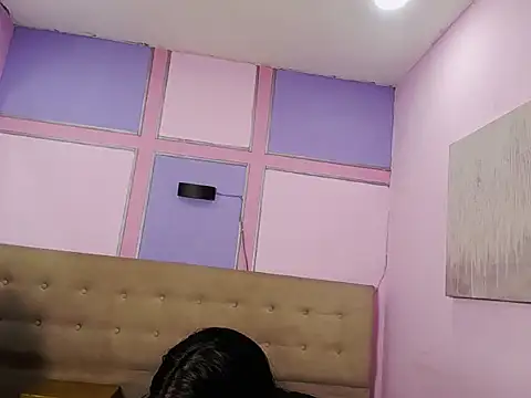 Snapshot of Melannyy__ chatting on 02-20-26, 03:03 Melannyy online show from 02-20-26, 03:03