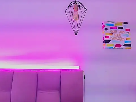 Snapshot of Melannyy__ chatting on 06-06-26, 03:56 Melannyy online show from 06-06-26, 03:56