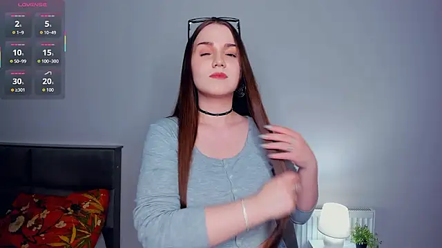 Snapshot of CrissyKales chatting on 03-26-26, 05:44 CrissyKales online show from 03-26-26, 05:44