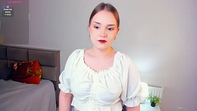 Snapshot of CrissyKales chatting on 03-19-26, 05:02 CrissyKales online show from 03-19-26, 05:02