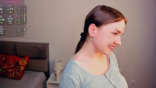 Snapshot of CrissyKales chatting on 03-09-26, 05:38 CrissyKales online show from 03-09-26, 05:38