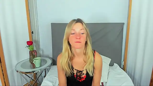 MileyXStar online show from 02-23-26, 09:37