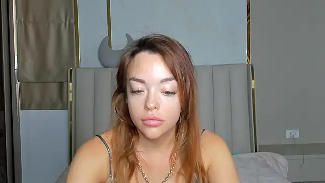 Snapshot of stellaa_quenn chatting on 02-05-26, 12:06 stellaa quenn online show from 02-05-26, 12:06