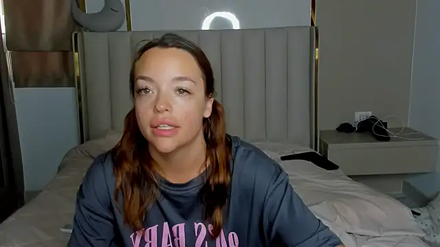 stellaa quenn online show from 04-04-26, 12:06