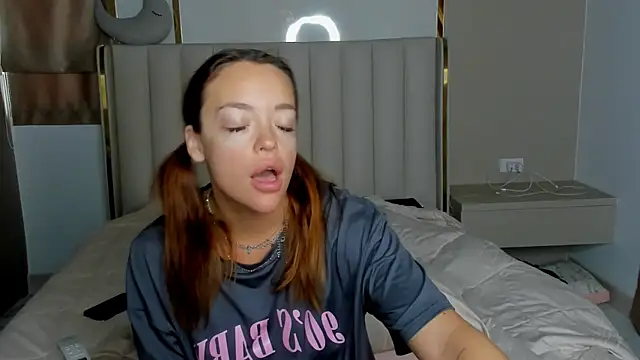 stellaa quenn online show from 04-13-26, 12:14