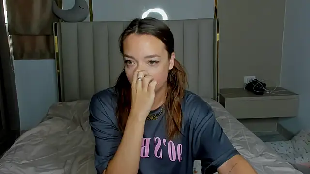 stellaa quenn online show from 04-05-26, 12:06