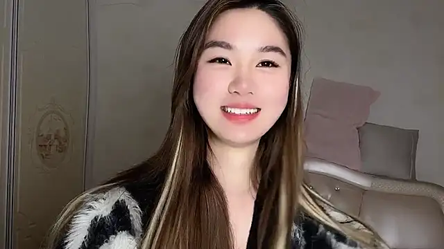 Snapshot of onny2003 chatting on 03-04-26, 11:07 onny2003 online show from 03-04-26, 11:07