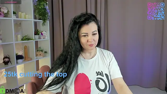 Monika Martinezz online show from 02-19-26, 03:36