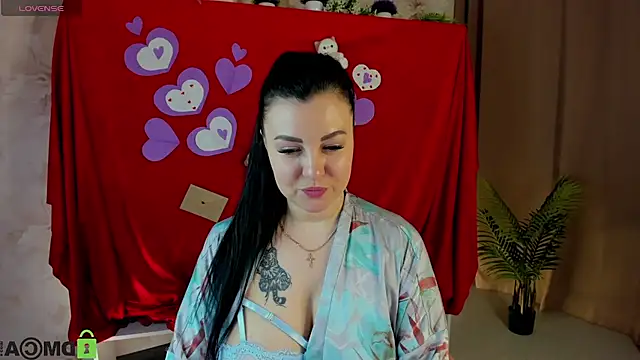 Monika Martinezz online show from 02-12-26, 04:01