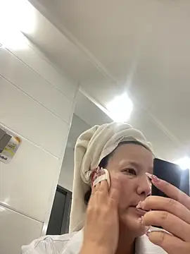 Youyou 12 online show from 02-08-26, 08:12