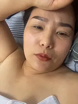 Youyou 12 online show from 02-07-26, 03:09