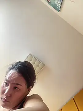 Youyou 12 online show from 03-15-26, 07:04