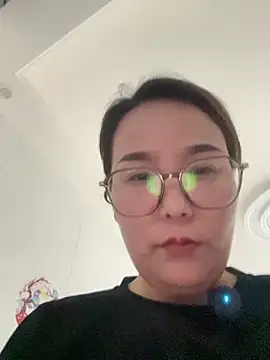 Youyou 12 online show from 02-27-26, 08:58