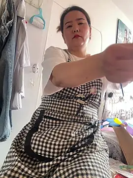 Youyou 12 online show from 04-02-26, 02:30