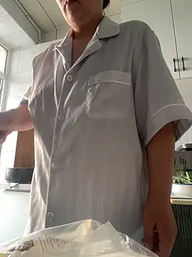 Youyou 12 online show from 03-24-26, 11:05