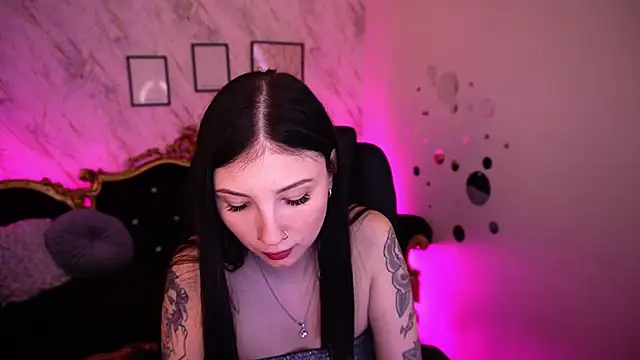 LunaaMay online show from 04-15-26, 06:30