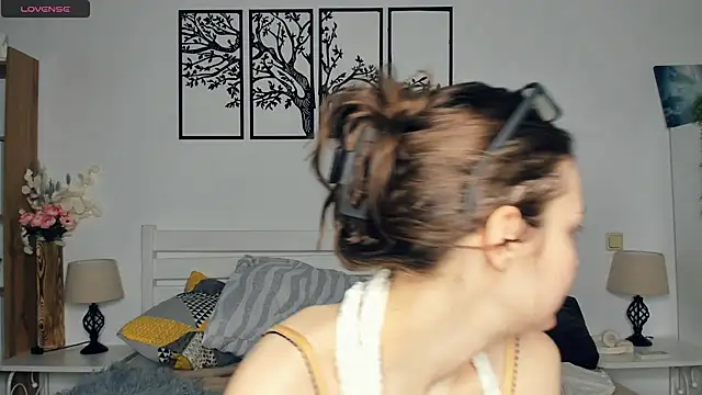 MalvinaTrafford online show from 02-14-26, 08:31