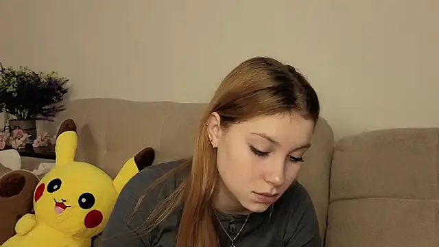 JadwigaTagliavia online show from 02-12-26, 09:42