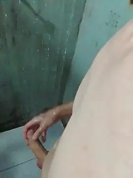 Snapshot of ONixCris chatting on 02-13-26, 05:35 ONixCris online show from 02-13-26, 05:35